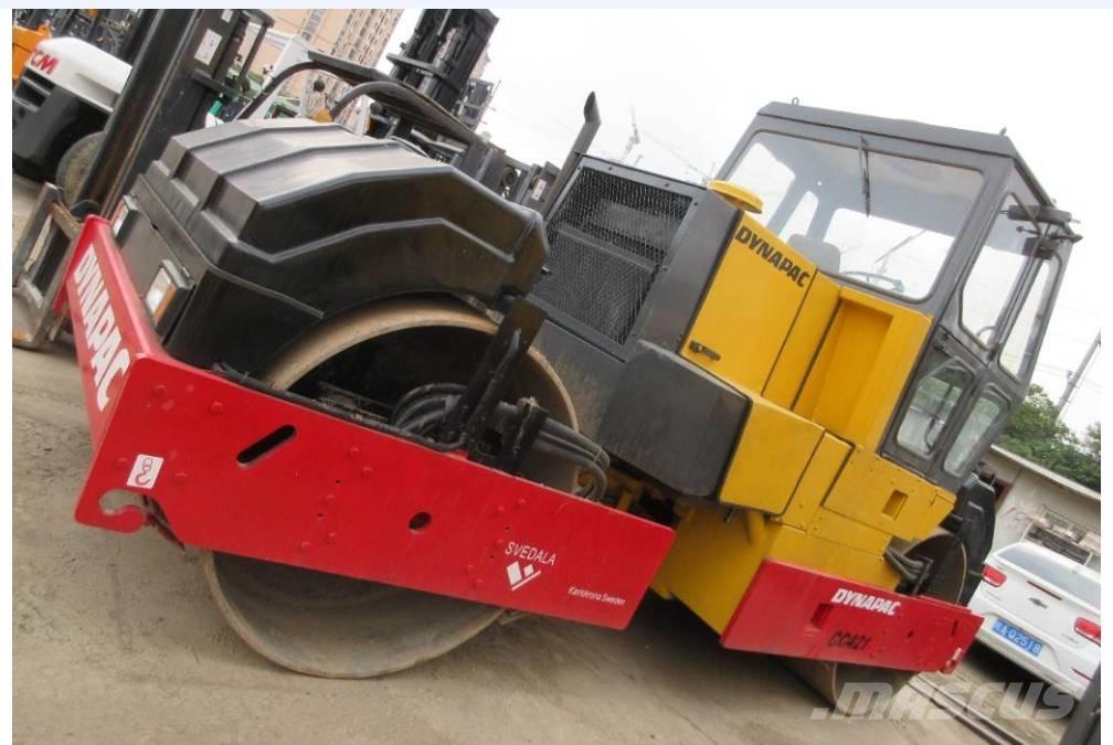 Dynapac CC 421 Tandem Valser