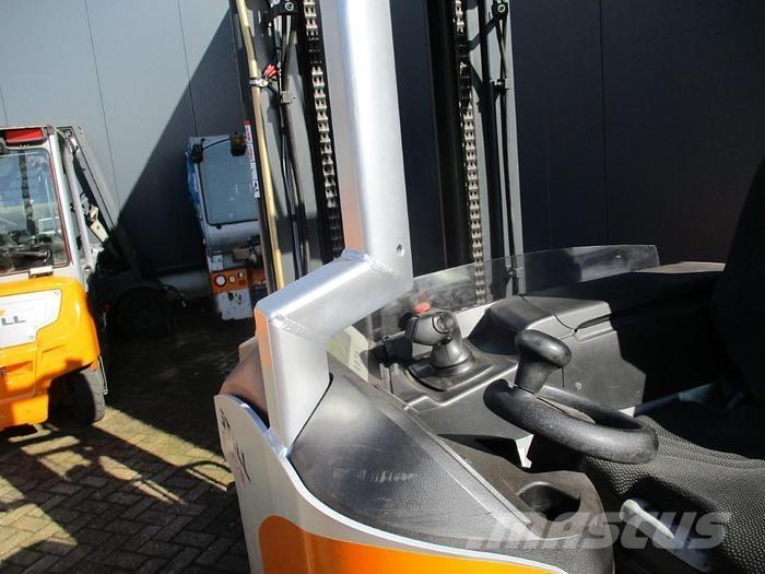 Still FM X12 N Skyvemasttruck