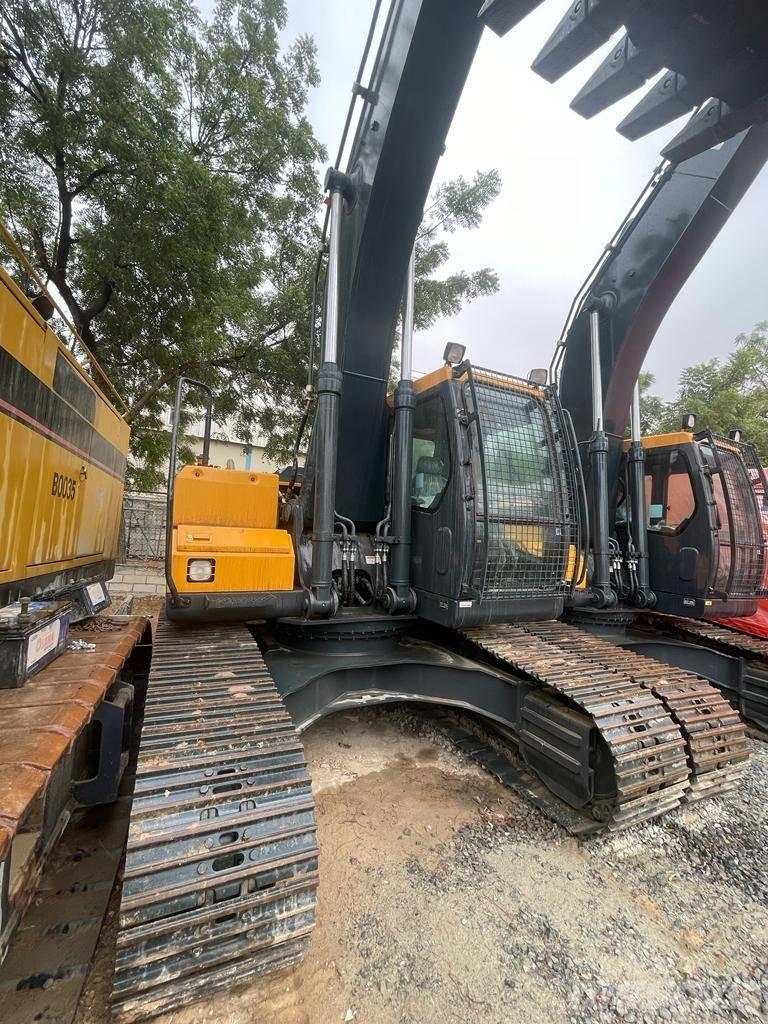 Hyundai R210 Beltegraver