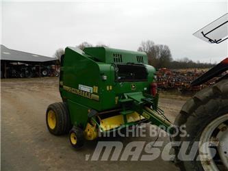 John Deere 575 Rundballepresser