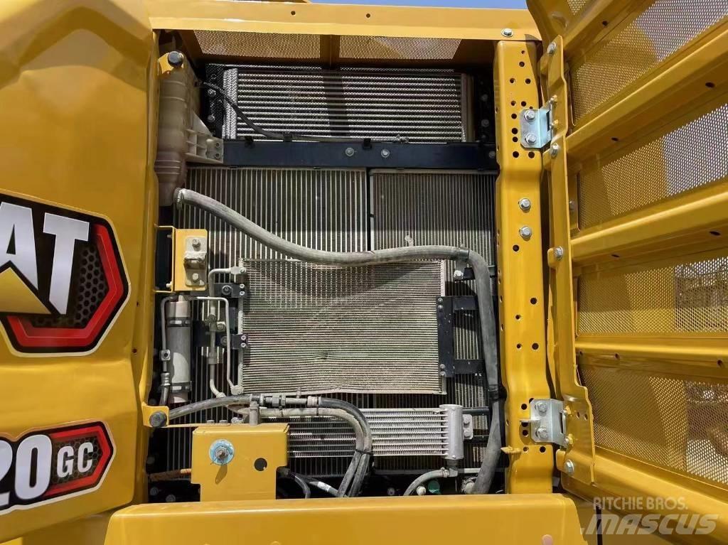 CAT 320GC Beltegraver