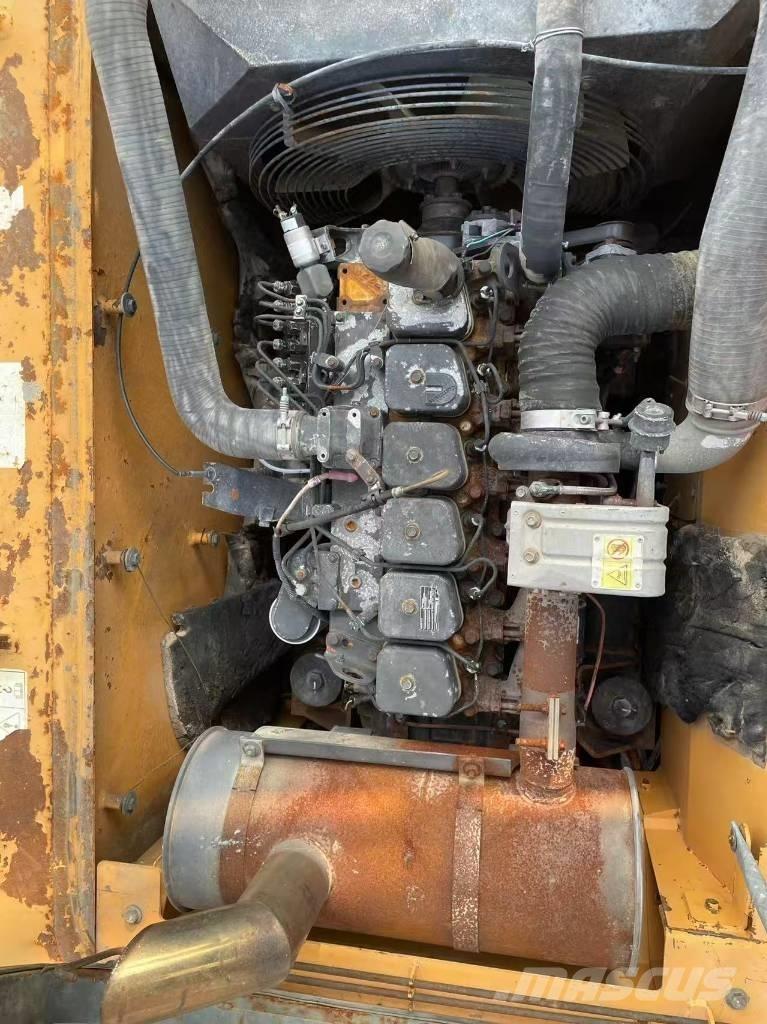 Hyundai 210W-9 Hjulgravere