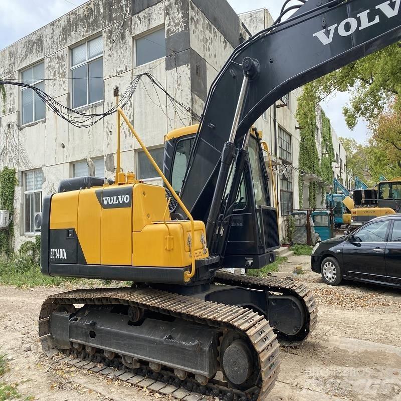 Volvo EC 140 DL Beltegraver