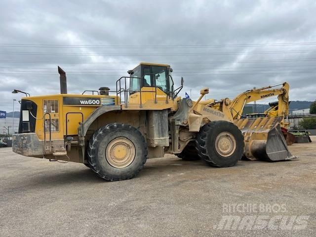 Komatsu WA 600-6 Hjullastere
