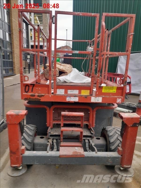 SkyJack 6832 RT Sakselifter