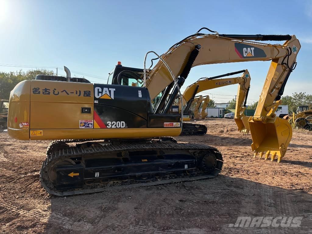 CAT 320 D L Beltegraver