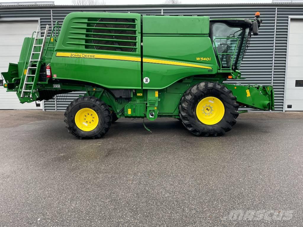 John Deere W 540 Skurtreskere