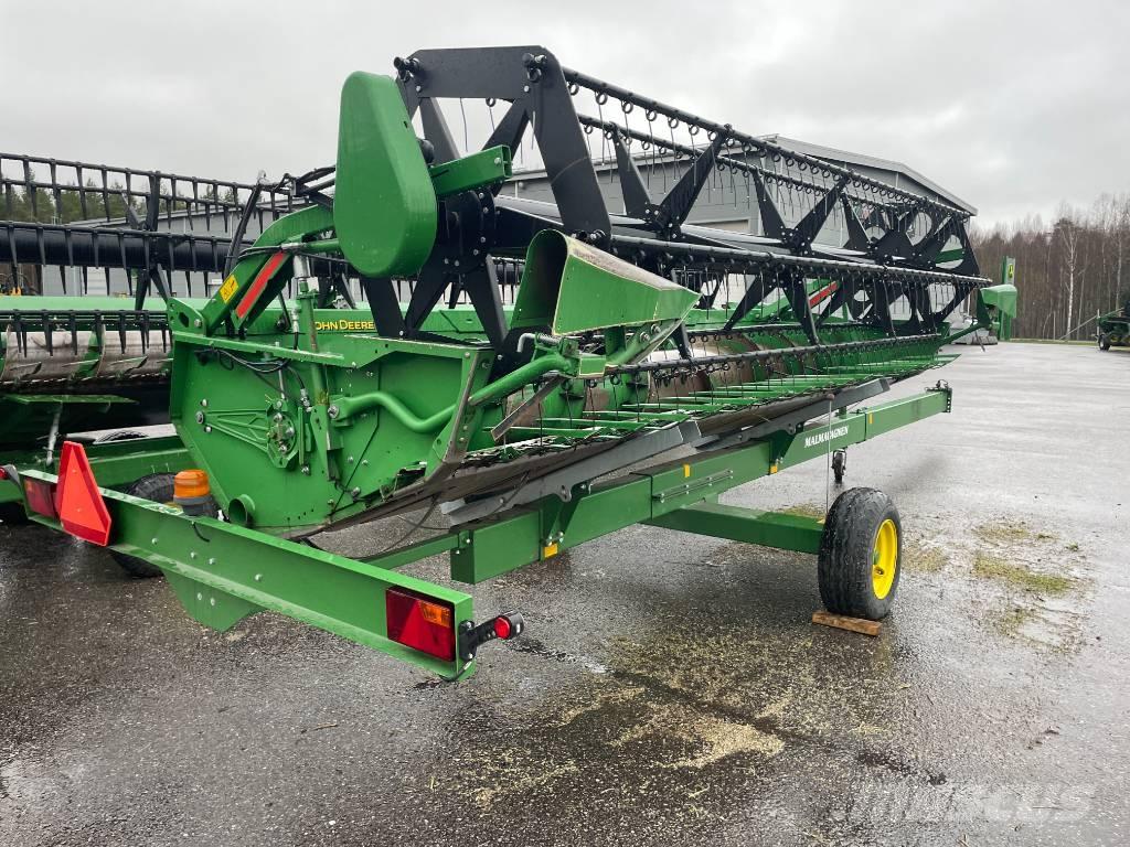 John Deere W 540 Skurtreskere