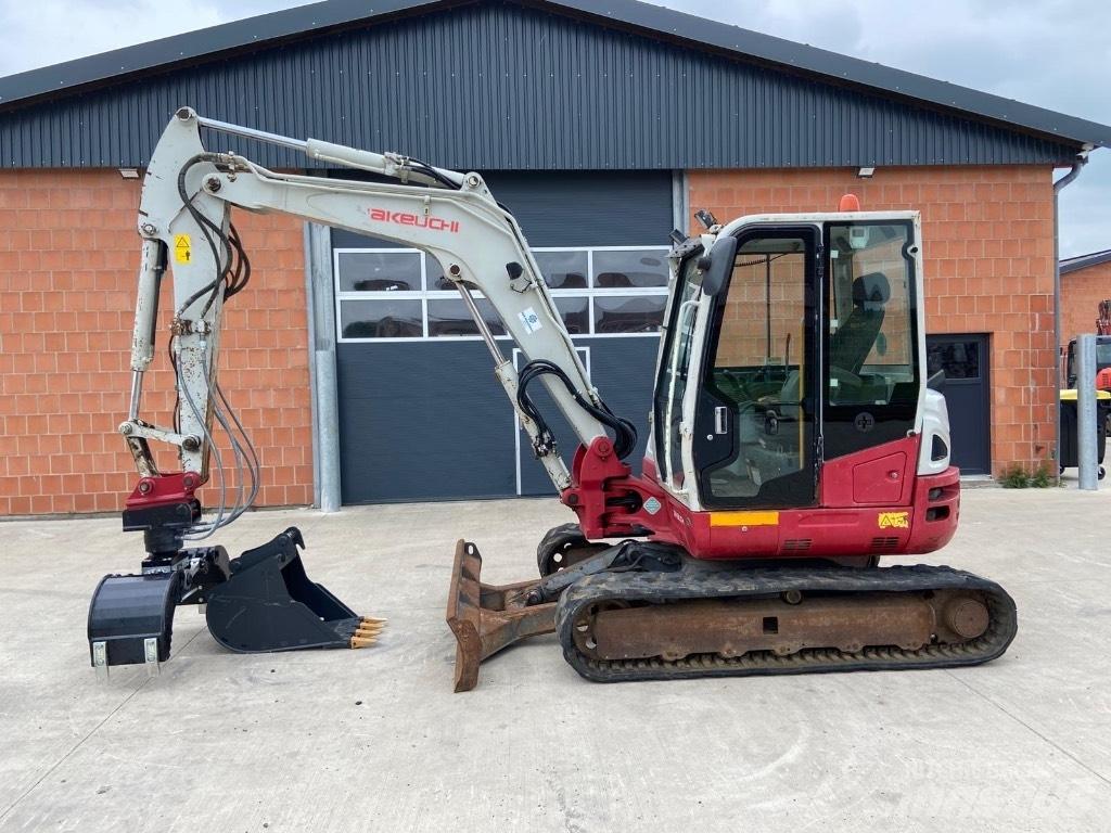 Takeuchi TB 260 Minigravere <7t