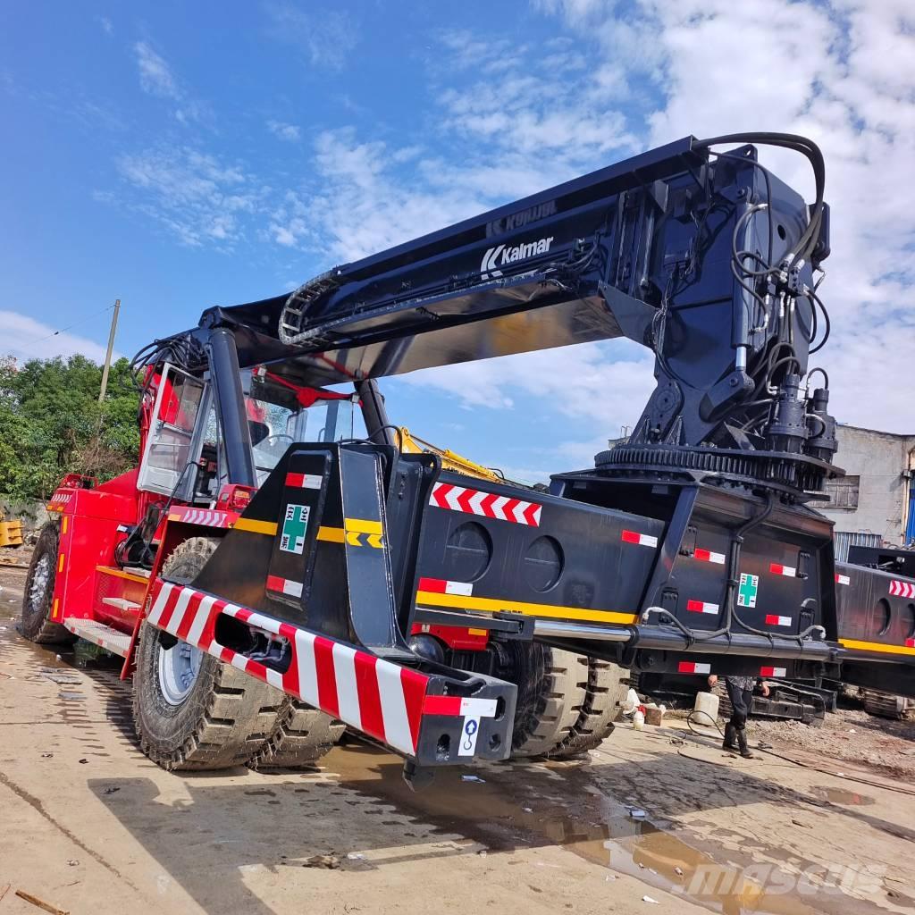 Kalmar DRF 450 Reachstackere