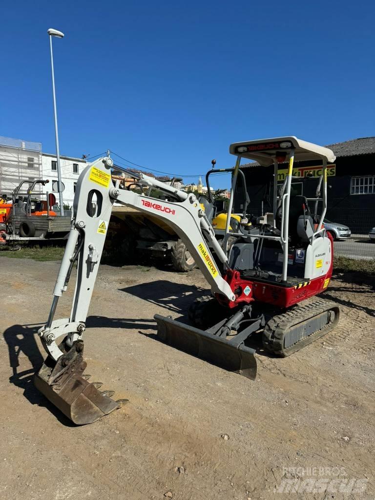 Takeuchi TB216 Minigravere <7t