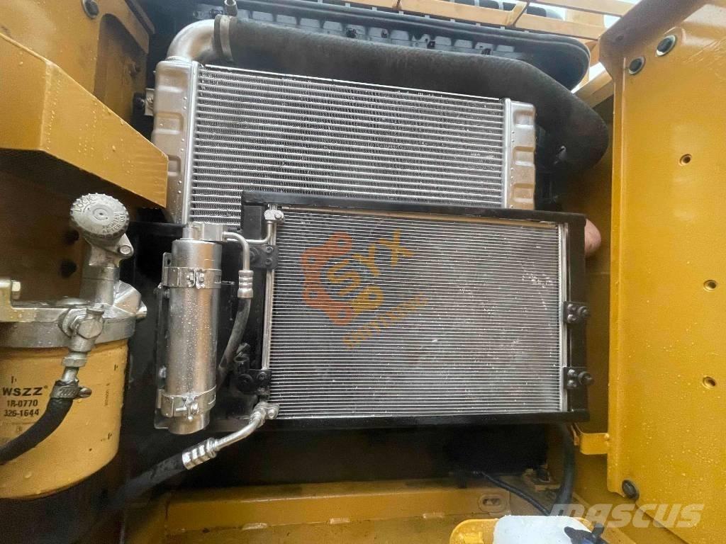 CAT CAT320 D2 Beltegraver