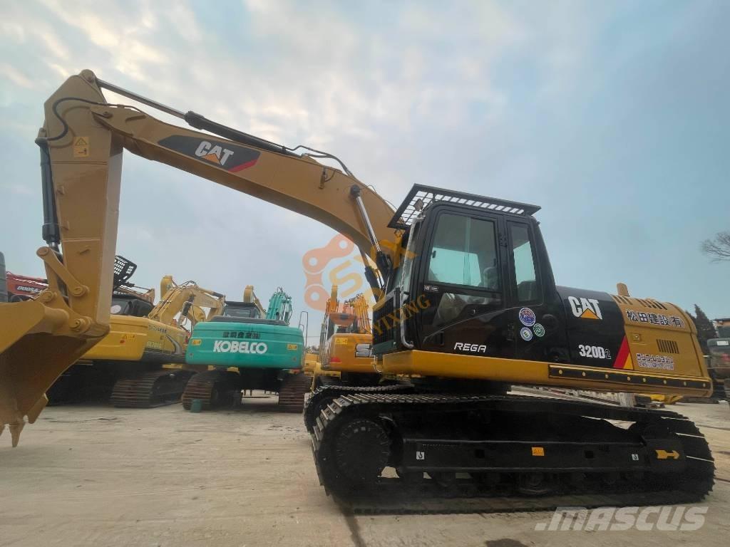 CAT CAT320 D2 Beltegraver