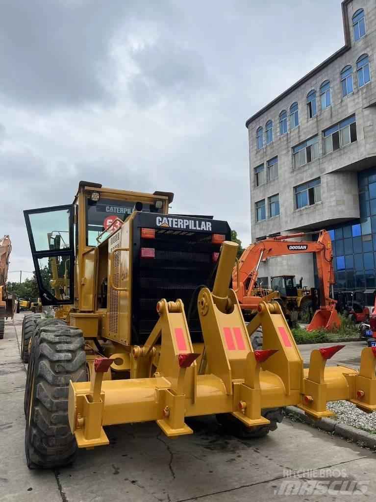 CAT 140 H Veihøvler