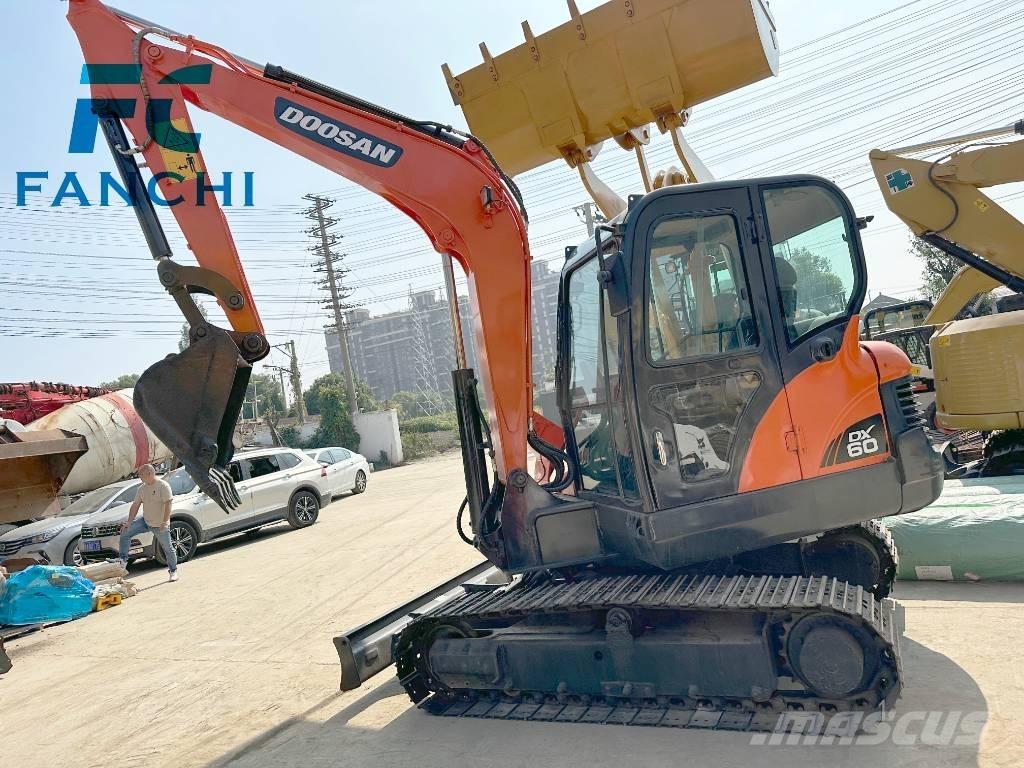 Doosan DX 60-9 C Beltegraver