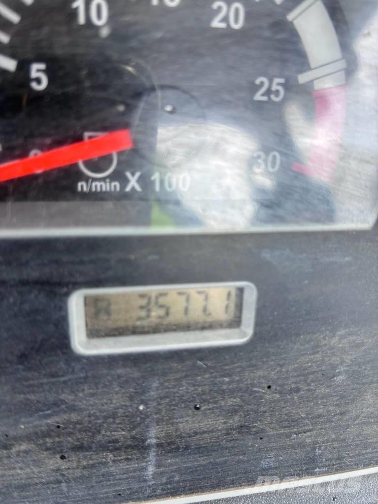 CAT 432 F Traktorgravere