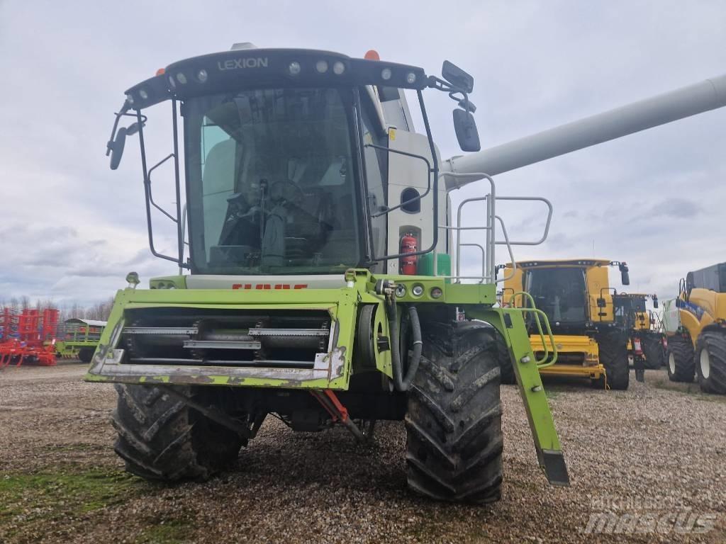 CLAAS Lexion 660 Skurtreskere