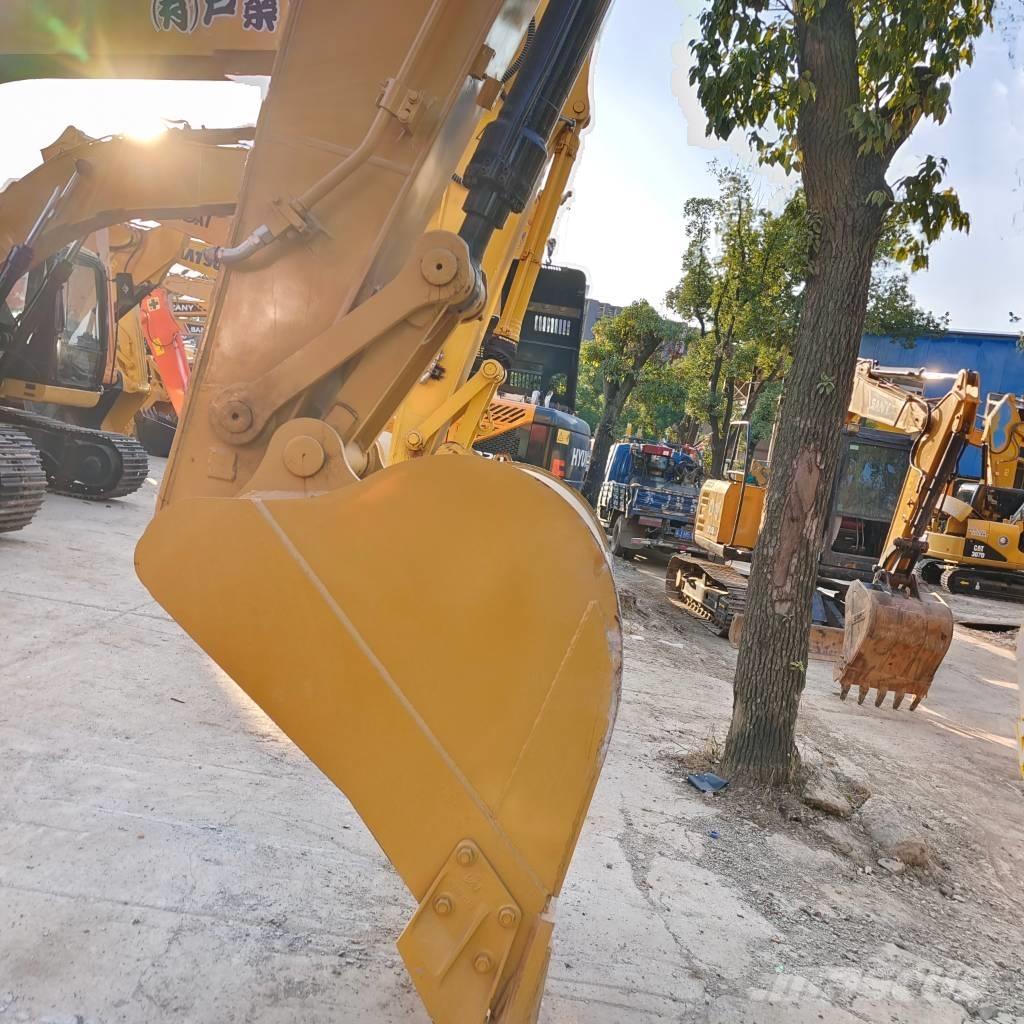 CAT 320 D Beltegraver