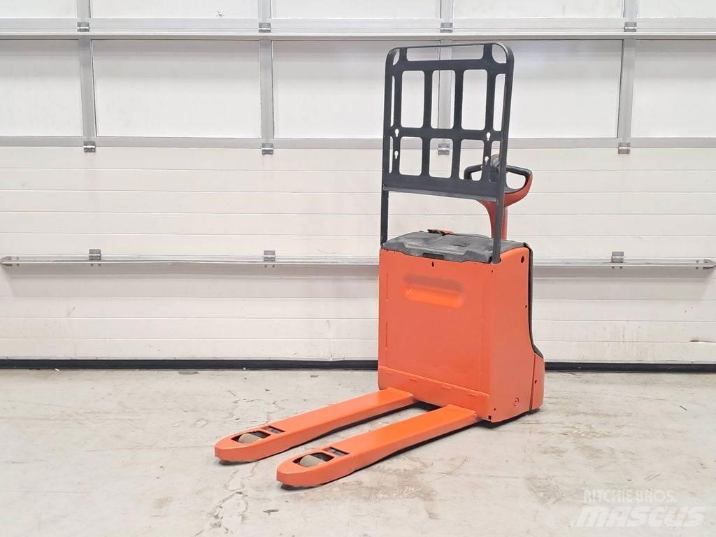 Linde T16 Lavtløftende truck
