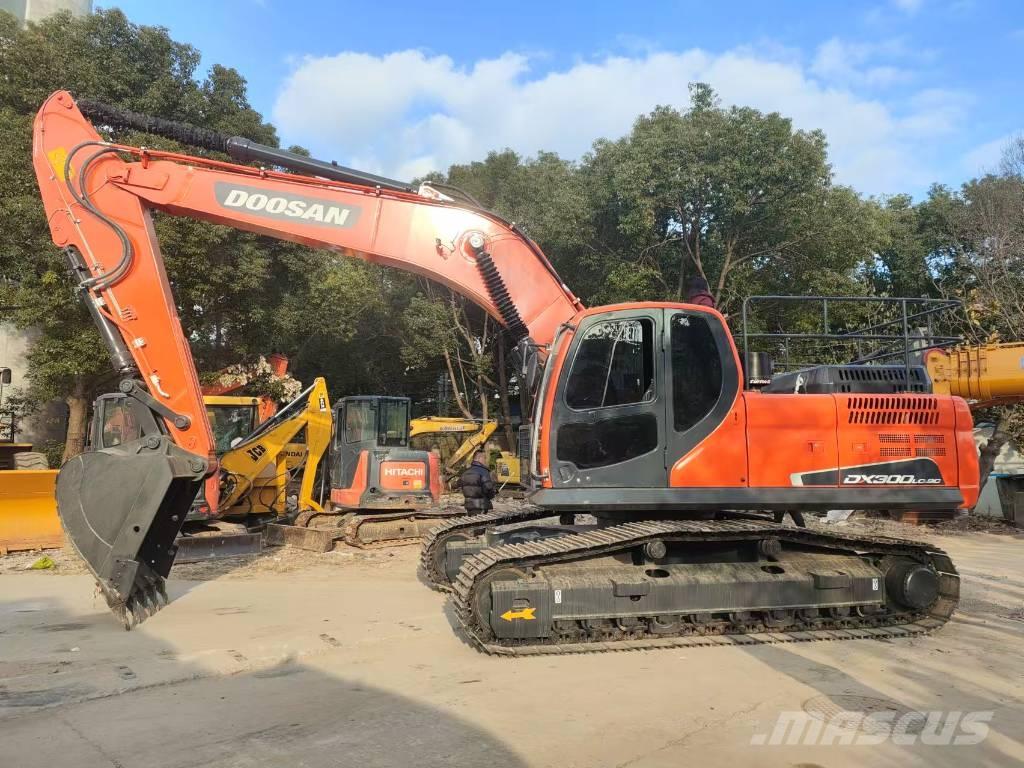 Doosan DX 300 LC Beltegraver