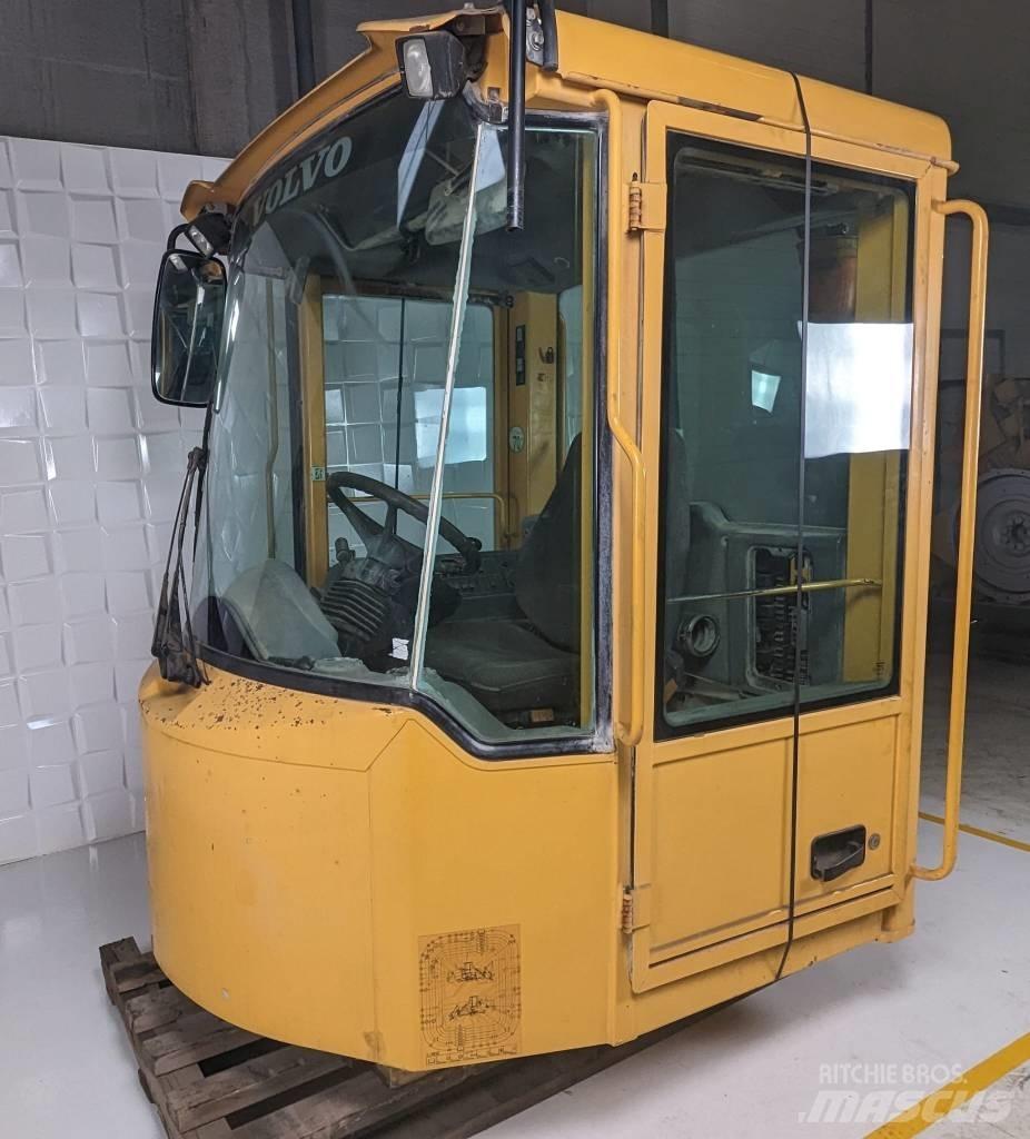 Volvo L 180 E Cab Førerhus og Interiør