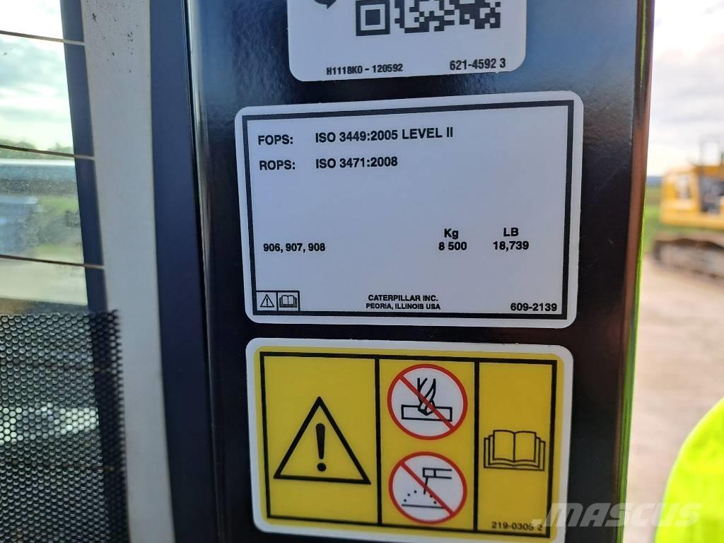 CAT 906 (Bucket+Forks) Hjullastere