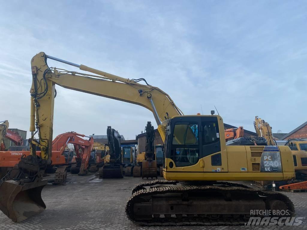 Komatsu PC 240 LC-8 Beltegraver