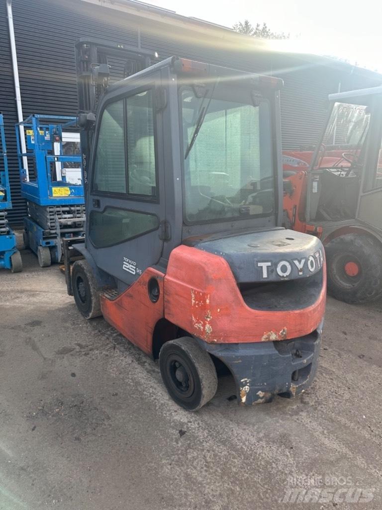 Toyota FD 70 Diesel Trucker
