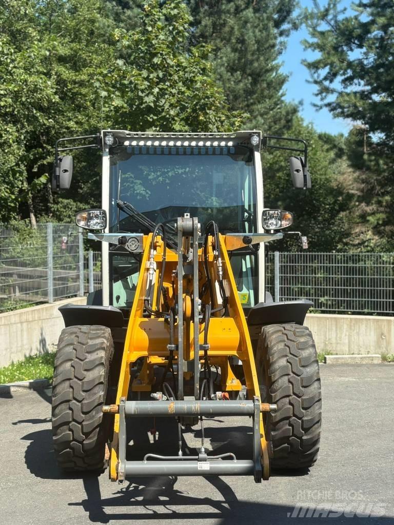 Liebherr L 506 Hjullastere