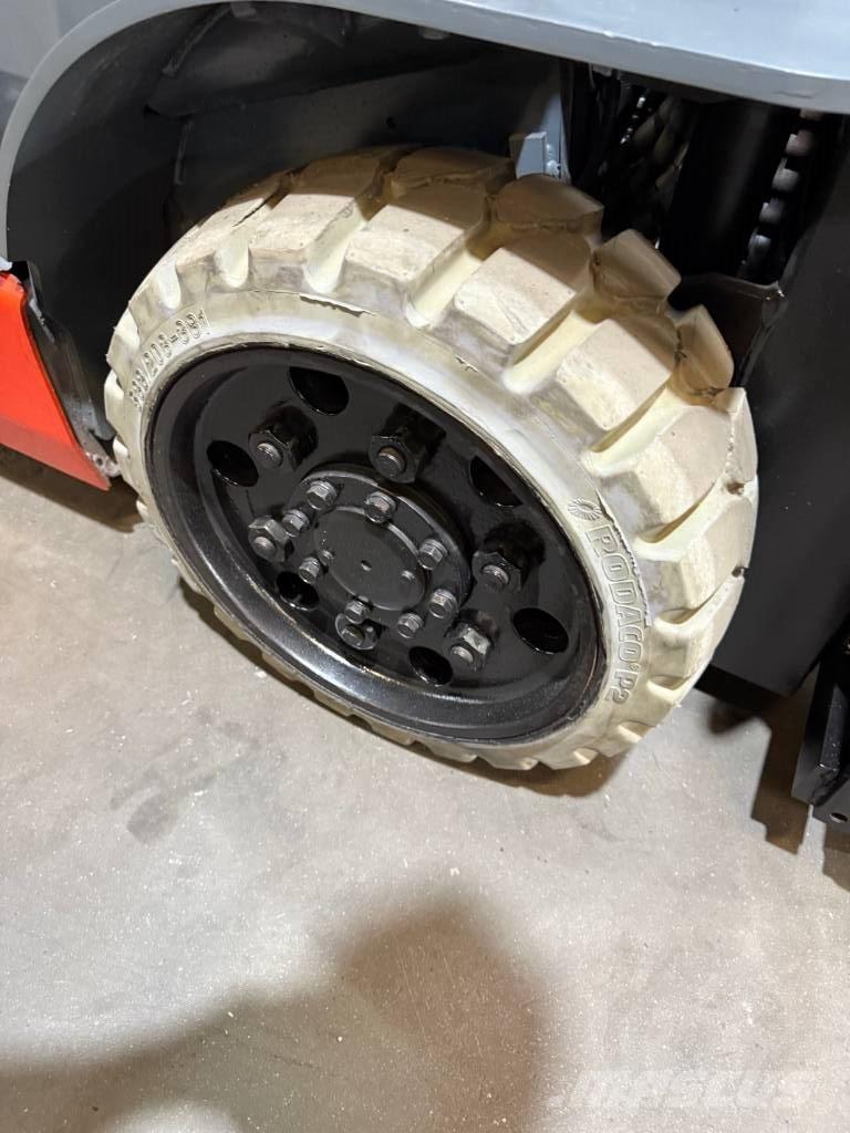 Toyota 8 FGCU 30 Gaffeltrucker - Annet