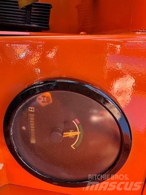 JLG 1055 Teleskoplastere