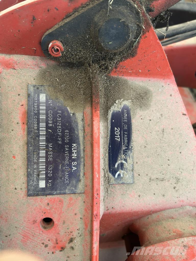 Kuhn FC3125 Faste og slepe klippere