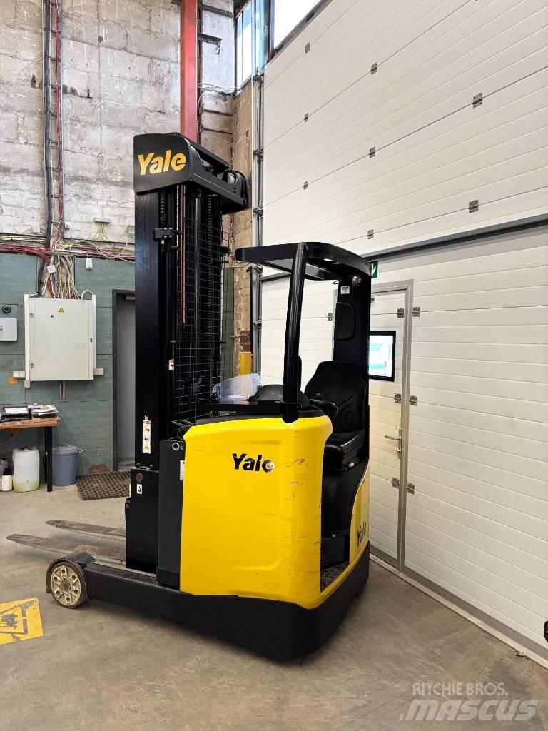 Yale MR 14 Skyvemasttruck