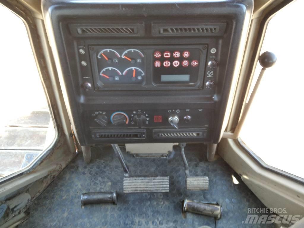 CAT D 6 M LGP Dozere Beltegående