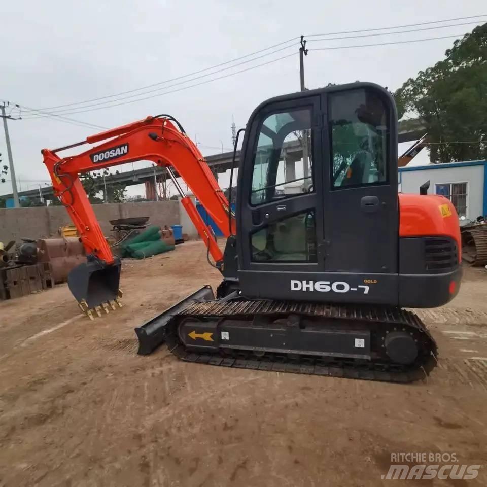 Doosan DH60-7 Beltegraver