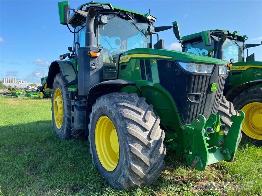 John Deere 7R 330 Traktorer
