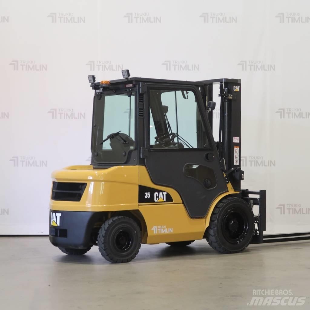 CAT DP35NT Diesel Trucker