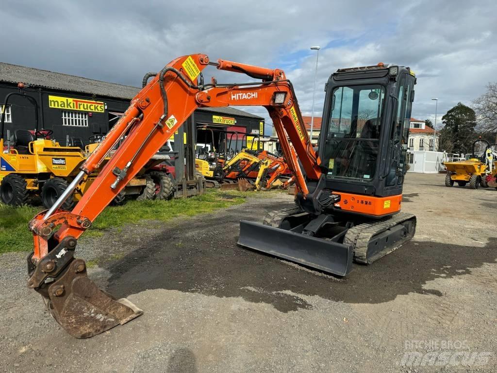 Hitachi ZX 30 U-2 Minigravere <7t