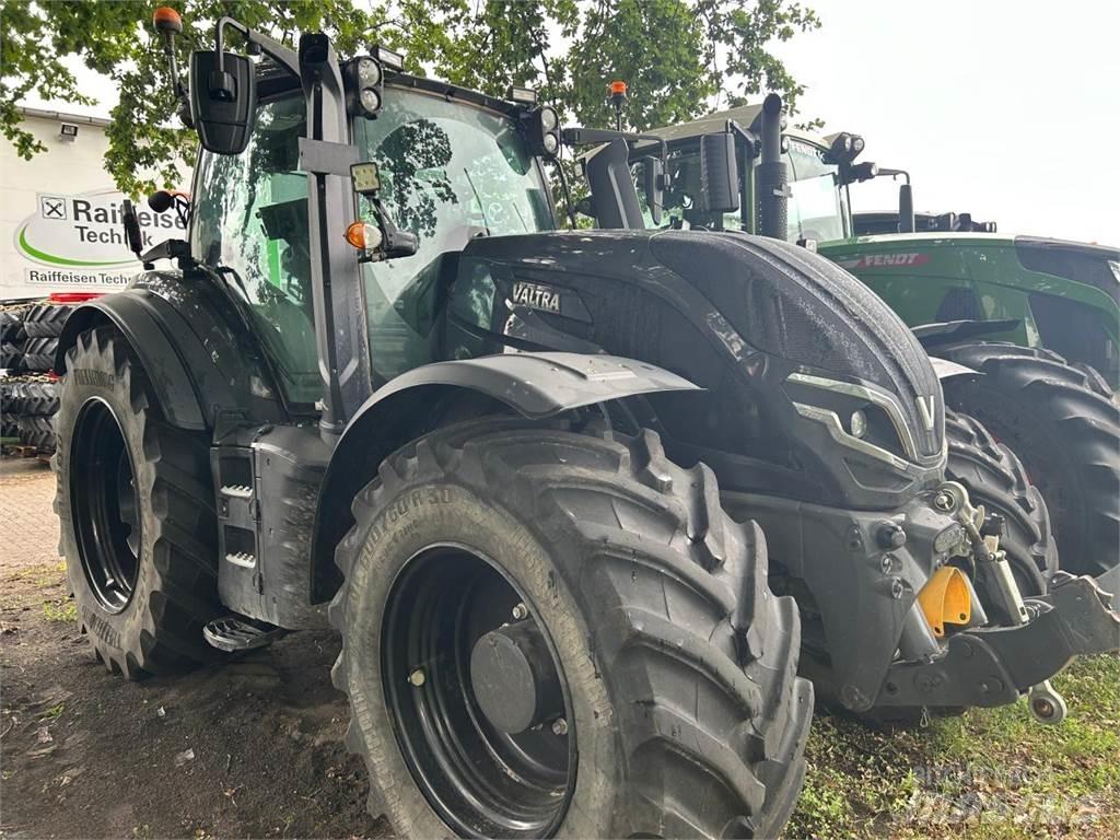 Valtra T 235 D Traktorer