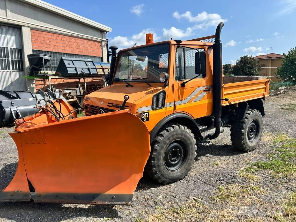 Mercedes-Benz unimog Skapbiler