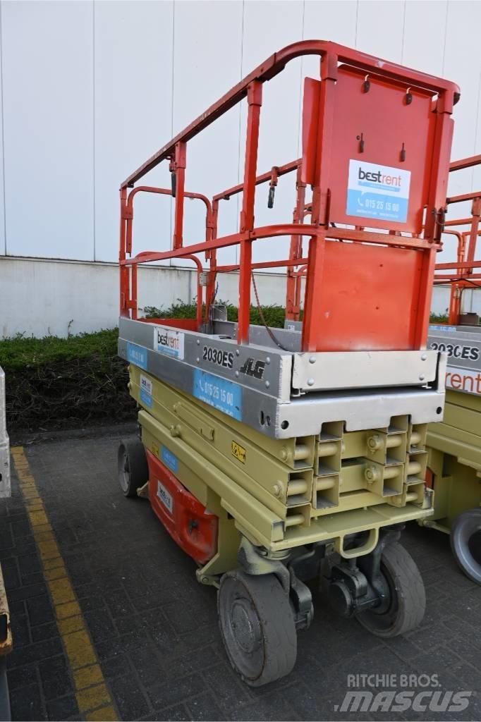 JLG 2030ES Sakselifter