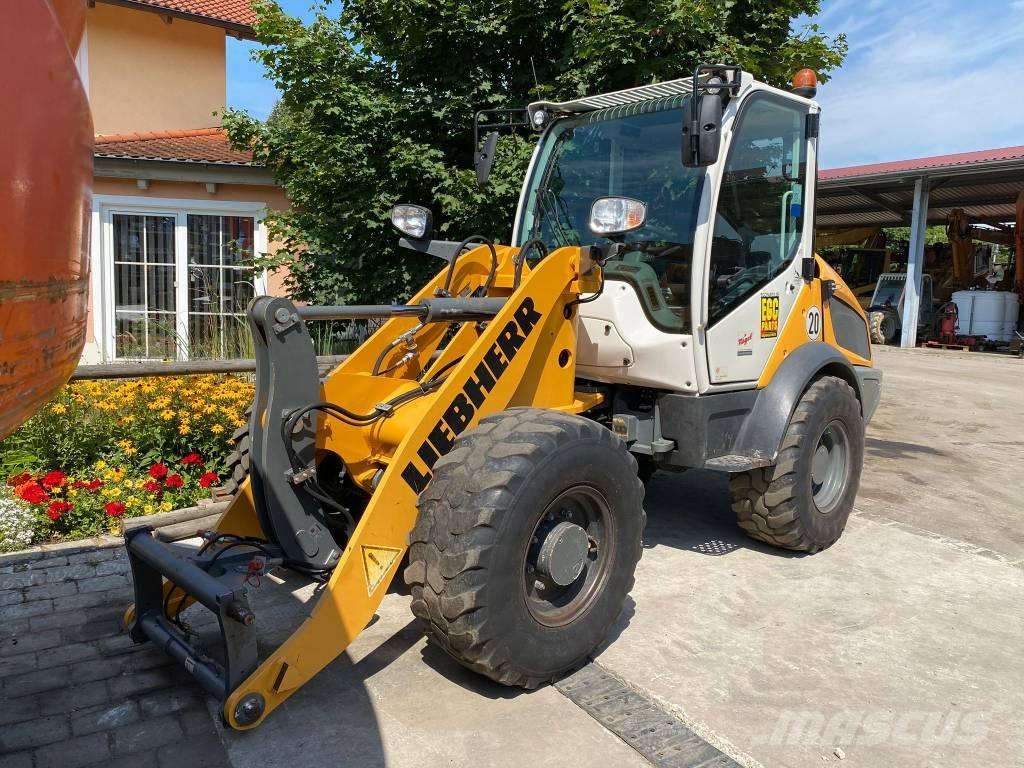 Liebherr L 506 Hjullastere
