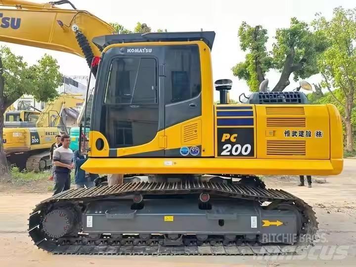 Komatsu PC200 Beltegraver