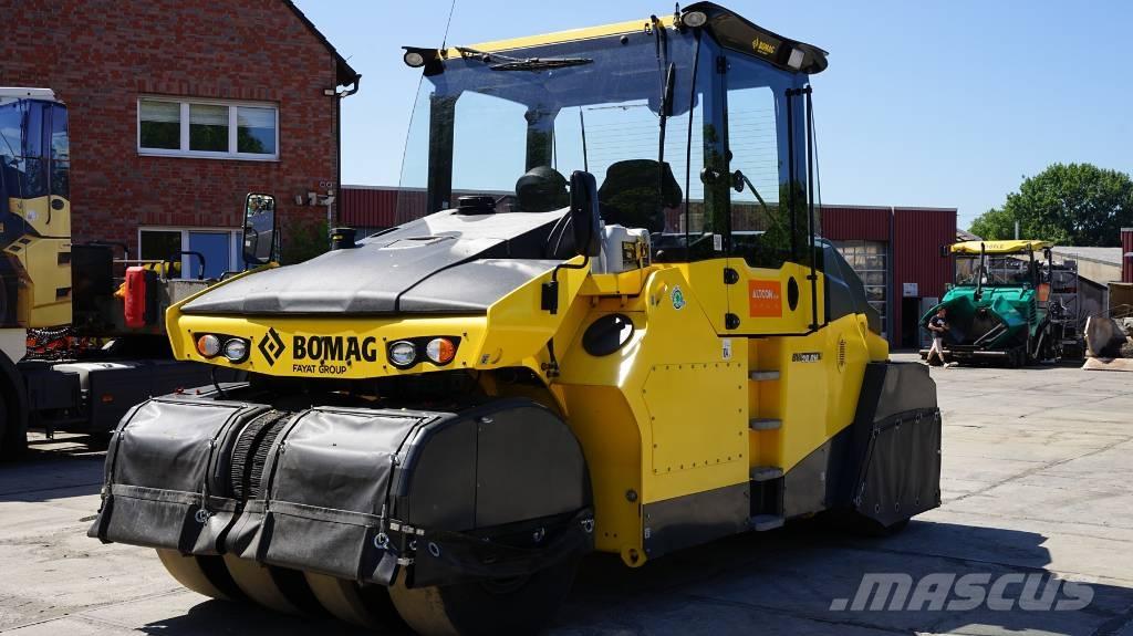 Bomag BW 28 RH Gummihjulsvalser
