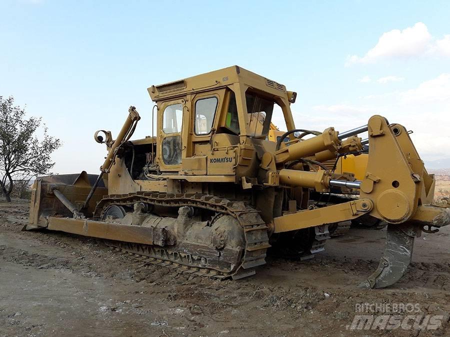 Komatsu D 155 A-1 Dozere Beltegående