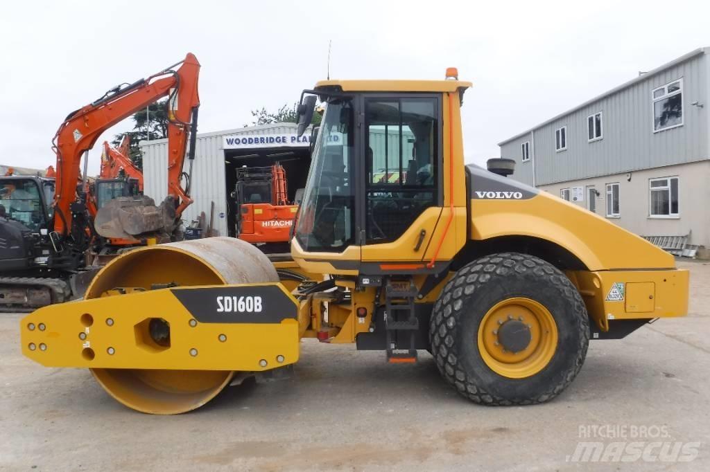 Volvo SD 160 B Gummihjulsvalser