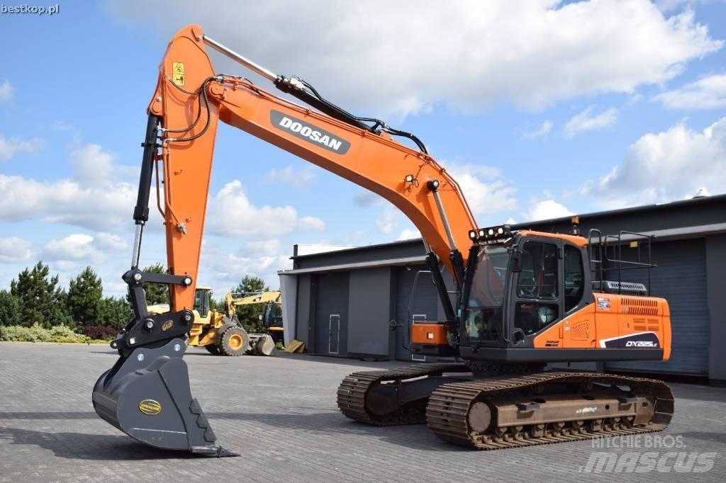 Doosan DX 225 LC-5 Beltegraver