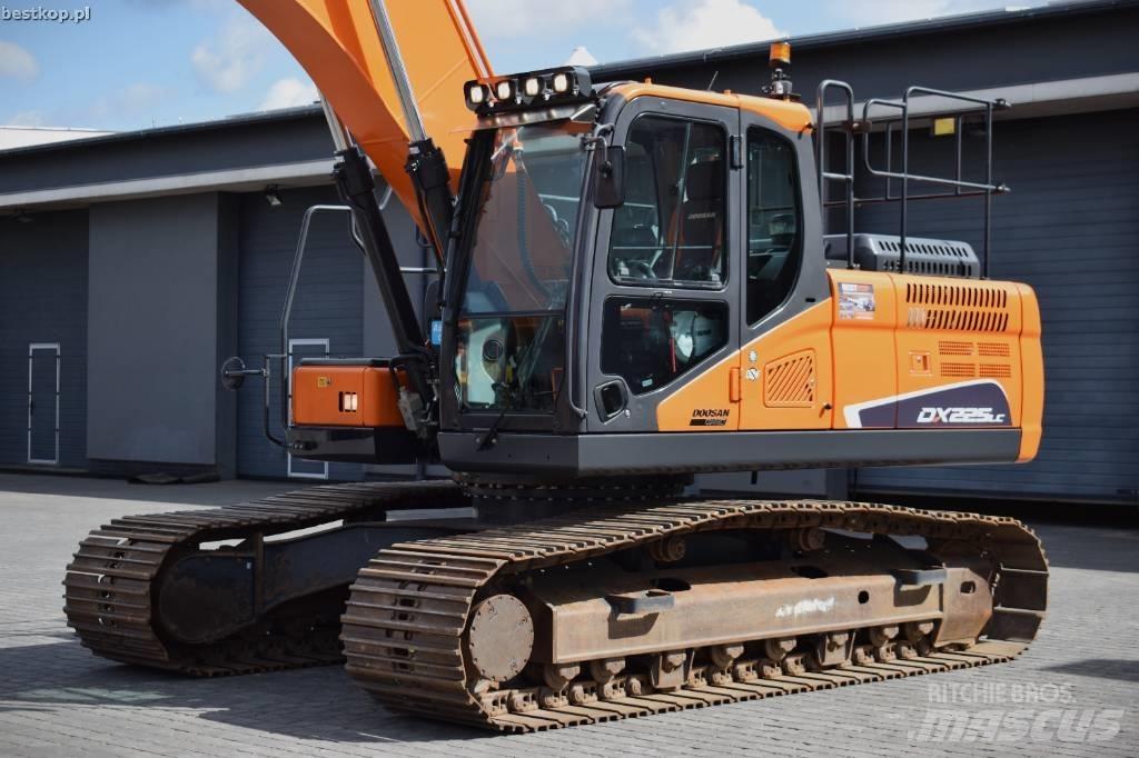Doosan DX 225 LC-5 Beltegraver