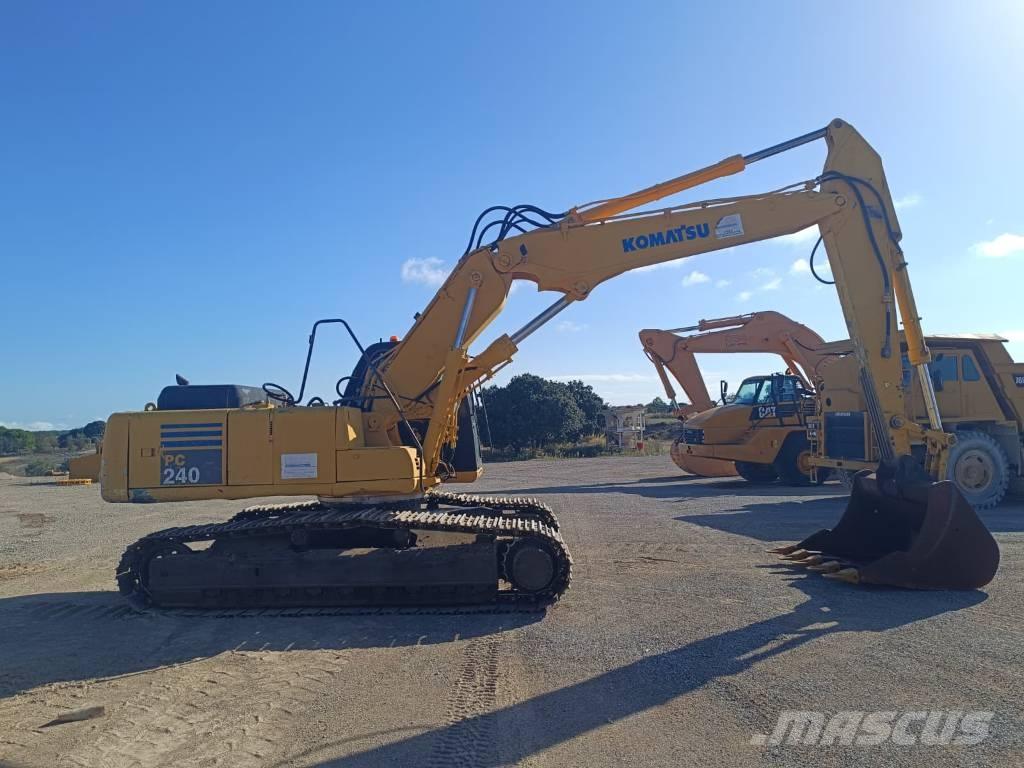 Komatsu PC 240 NLC Beltegraver