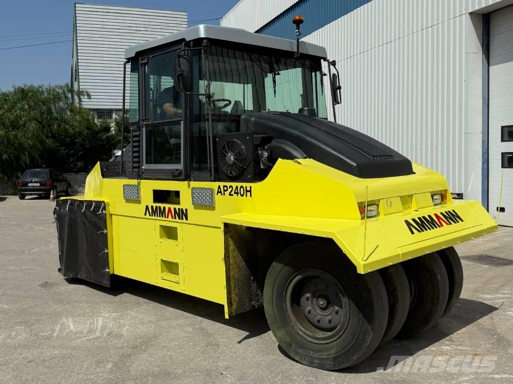 Ammann AP 240 H Gummihjulsvalser